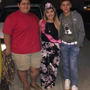 Meet your Posher, Derek